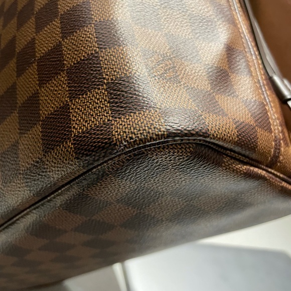 Louis Vuitton Neverfull MM in Damier Ebene - Picture 5 of 13